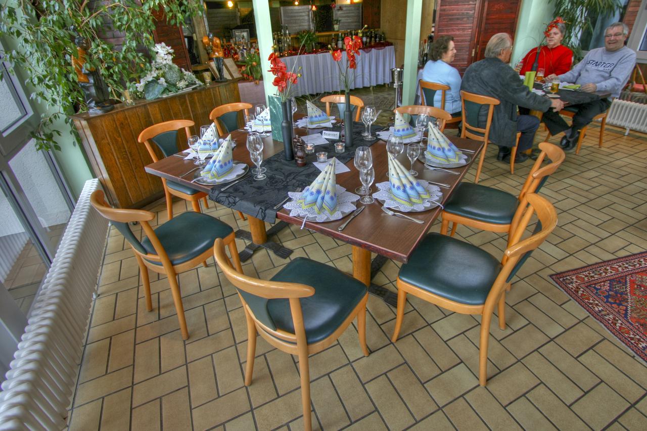 Sport Und Tagungshotel Kenzingen Dış mekan fotoğraf